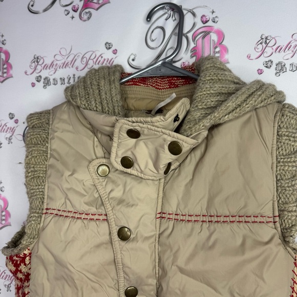 Free people vest knit cream beige and red winter theme knitted crochet - Picture 6 of 10